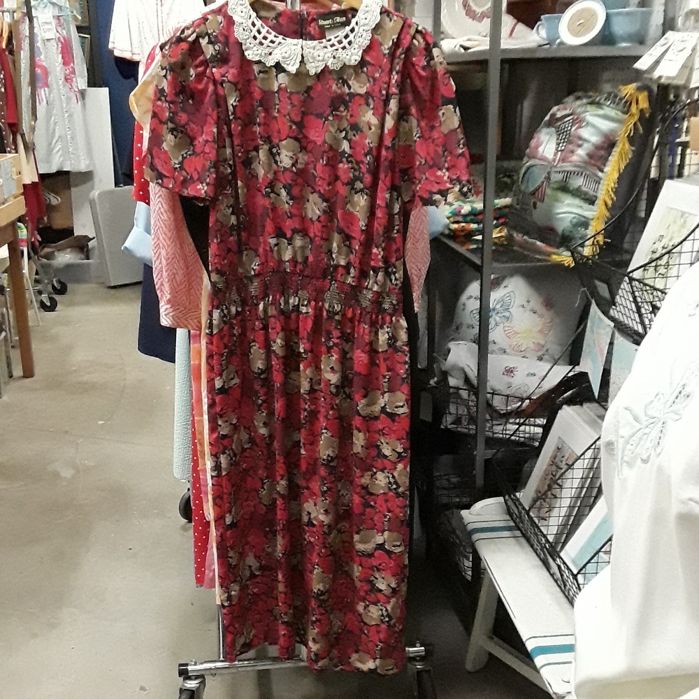 80s vintage red floral secretary dress, XL
